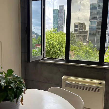 Stylish Escape Apartment *
