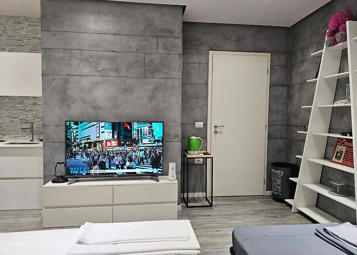 Stylish Escape Apartment *